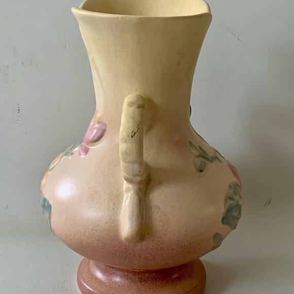 Vintage Hull Art Pottery USA Vase H 6 1/2 Inch - Picture 6 of 11